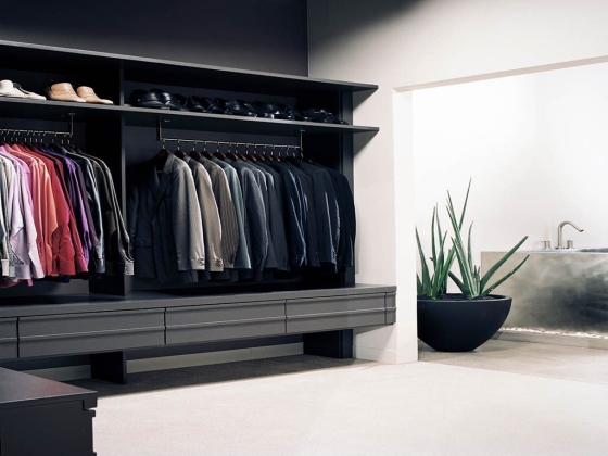 Top 10 Tips to Organize Your Closet
